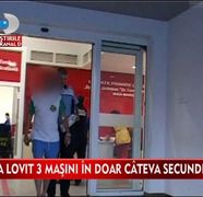 A condus beat pana la magazinul din colt si a lovit trei masini in cateva secunde!